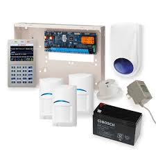 Bosch 6000 Series Alarm Kit with Smart WIFI Keypad, 3 x Bosch Gen2 PIRS and Accessories